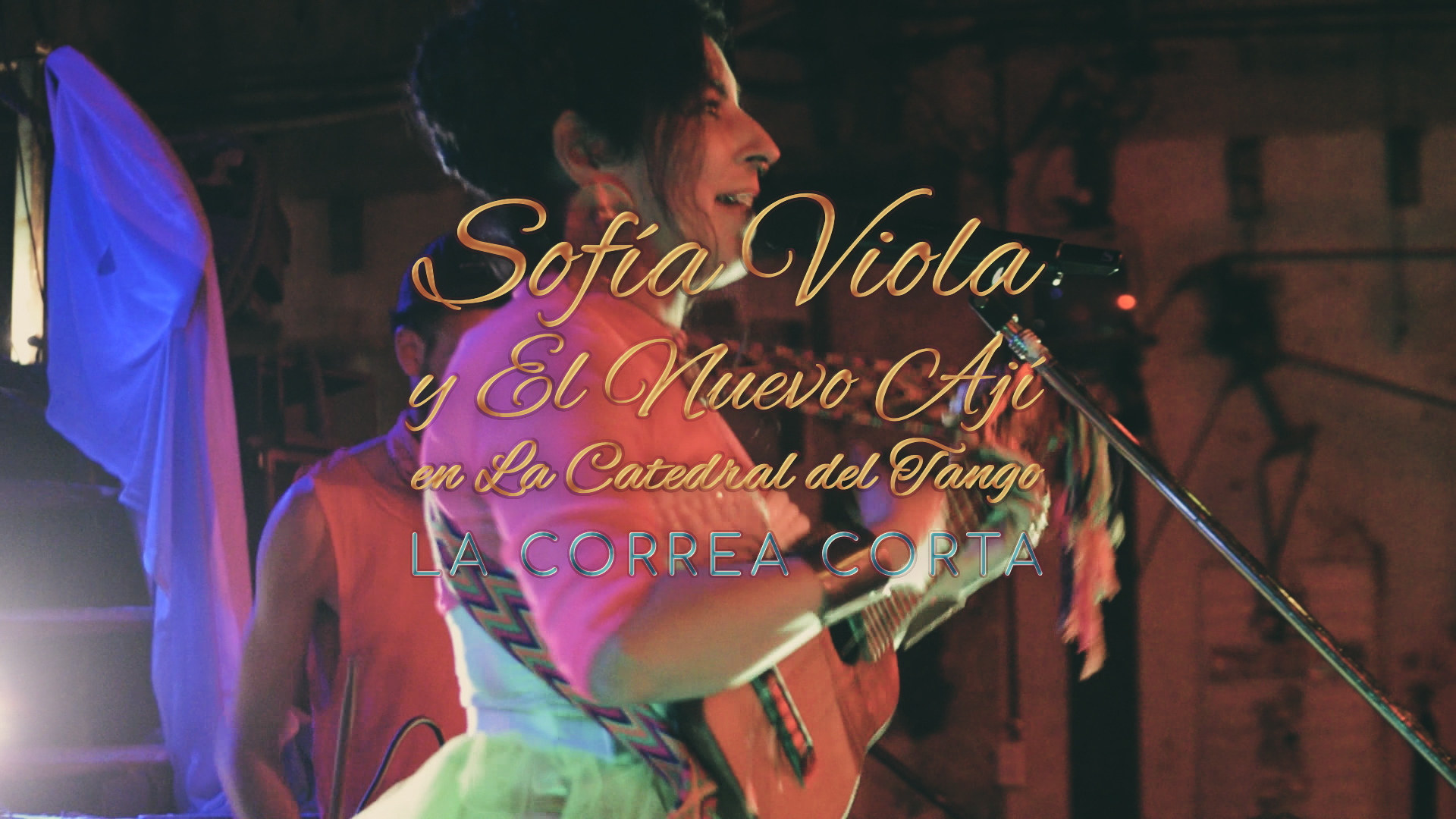 Sofía Viola | La correa corta